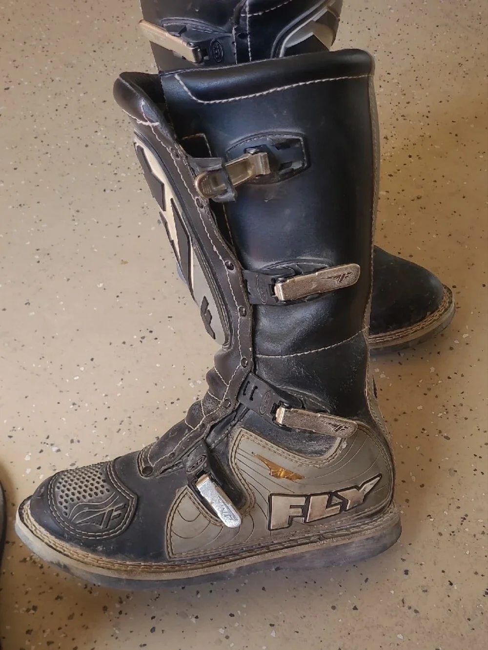 Fly  Black and Gray Men's Boots